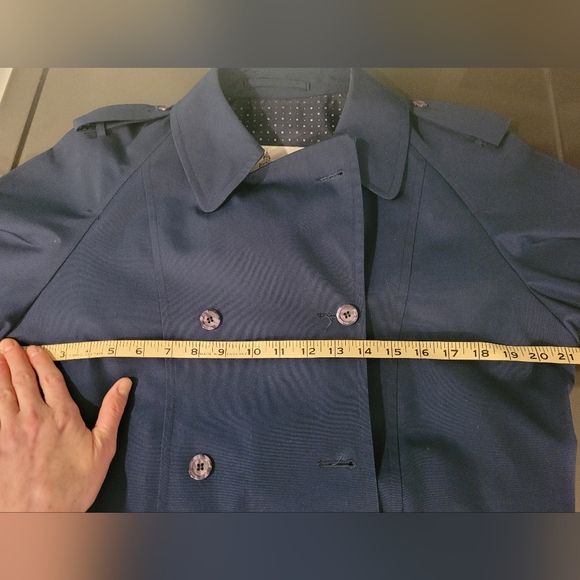 Vintage London Fog trench coat - Picture 6 of 7